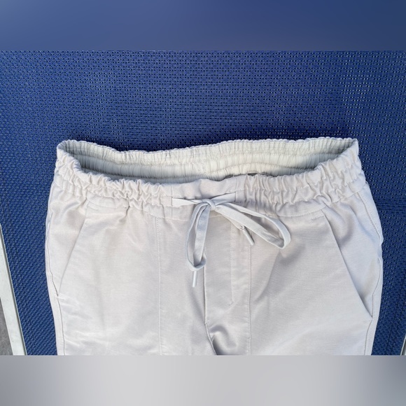 Lululemon men’s cream utilitech pants - Picture 2 of 5